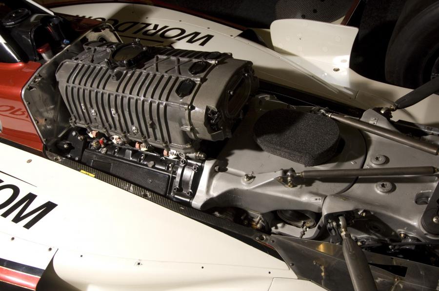  Toyota Reynard Champ Race Car 2000 года  (фото 3 из 3)
